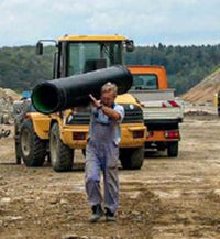 Aquatub-Rw Regenwasserkanalrohr SN8 in Verbundbauweise, mit angeformter Verbindungsmuffe, außen gewellt, innen glatt