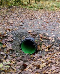Aquatub-Rw Regenwasserkanalrohr SN8 in Verbundbauweise aus PE-HD mit Verbindungsmuffe, außen gewellt, innen glatt