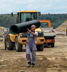Aquatub-Rw Regenwasserkanalrohr SN8 in Verbundbauweise, mit angeformter Verbindungsmuffe, außen gewellt, innen glatt
